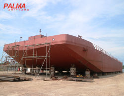CPO Barge Cargo Capacity 3500 Ton